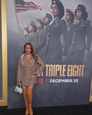 Vivica A. Fox Instagram - GM Dawlings! #AboutLastNite Went to @netflix Premiere "The Six Triple  Eight" Starring the AMAZING & TALENTED @kerrywashington Directed by @tylerperry DAWLINGS THIS FILM IS A MUST SEE!! FUNTIMES with FABULOUS @mstinaknowles @iamlelarochon @jayreeves7 @therealswizzz #BigSean & family @comiclonilove @flytetymejam BFF/Publicist @abjcoleman & more! Viv's Rocking @driesvannoten coatdress Thanks @rules2bfollowed @phillippleine boots @candyicejewelry @balenciaga bag Makeup/Pix @chenoarunningfox Hair @kenyaonhair #LifeIsGood #GodIsGood #Blessed #Respect #GurlPower #VivicaFoxHair #TeamVivica #TeamFox #MyGrindDontStop #LegitimateCareers #BossMoves #LoveWins #Actors #Producers #FILMLIFE #BlackExcellence #ClassicBadChicks 🔥👸🏽🫅🏽🎬🤑🔥