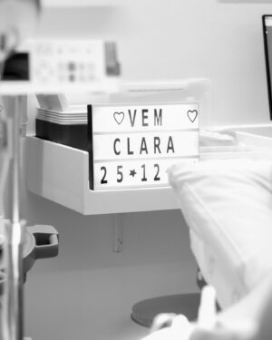 Wanessa Camargo Instagram - Clara, nascida no dia de Natal, com um nome que carrega em seu significado tudo o que é radiante e ilustre. Seja bem-vinda a este mundo louco, mas incrivelmente bonito, repleto de amor, esperança e tantos momentos mágicos que estão à sua espera.

Você já é um presente para todos nós, e eu, como sua irmã, estarei sempre ao seu lado, apoiando você incondicionalmente, celebrando suas conquistas e oferecendo meu colo nas tempestades. Que a luz do seu nome guie sua jornada e que o amor que já sentimos por você cresça mais a cada dia. Bem-vinda! 🌟❤️

Fotos: Janine Trassi