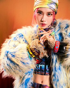 Wang Feifei Instagram - 🏆❤️‍🔥🥰ToooooBusy 2024 Top10 Hit song🔥🔥🔥
 #tooooobusy #tiktok