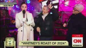 Actress Whitney Cummings HD Photos and Wallpapers January 2025