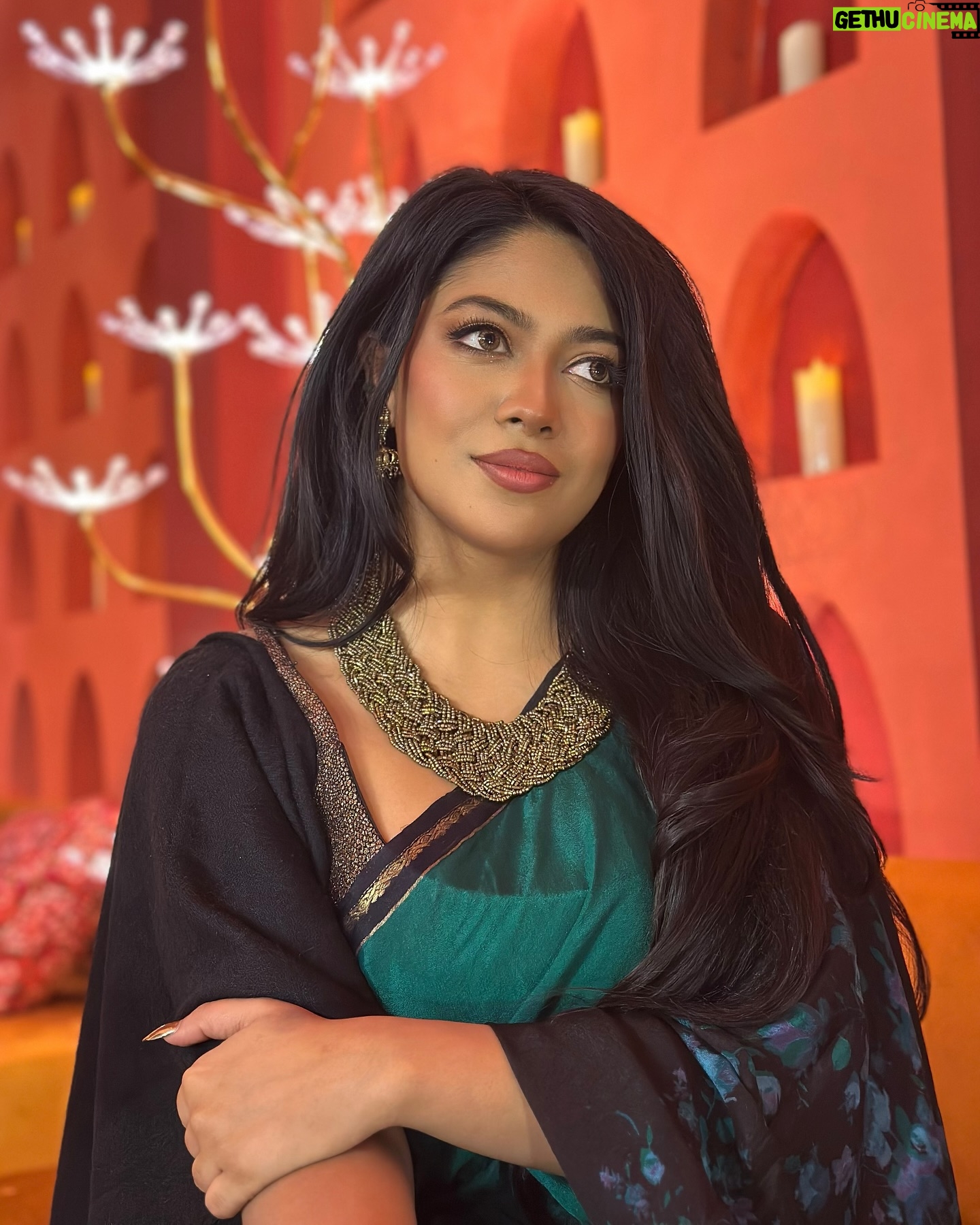 Xefer Rahman - 18.9K Likes - Wearing this stunning vintage shari of my grandmother probably from the 70ās or 80ās