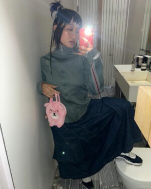 Yaeji Instagram - another year of love, fear, joy, and tears
i grew a year older, jiji grew a year older, and the ones i love around me grew a year older - and for that i am thankful

another year of reminding myself nothing is to be taken for granted
another year of learning how to resist
another year of meeting new friends, trying new things, and making something with my hands..

thank you for 2024
🫶