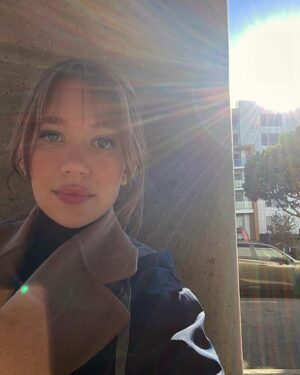 Yael Grobglas Instagram - Thank you to everyone who has been checking in. Yes we are ok. 
We did have to evacuate and drive south for a while but thankfully we and our home and cats are safe for now. 
Friends have lost everything. I cannot even begin to digest the pain all around this beautiful city. 
Everyone seems numb. All we can do is try and help in every way we can. And seeing everyone come together has been beautiful beyond words. 
 I love you so much Los Angeles. 
Your sun will shine again. 
❤️‍🩹
