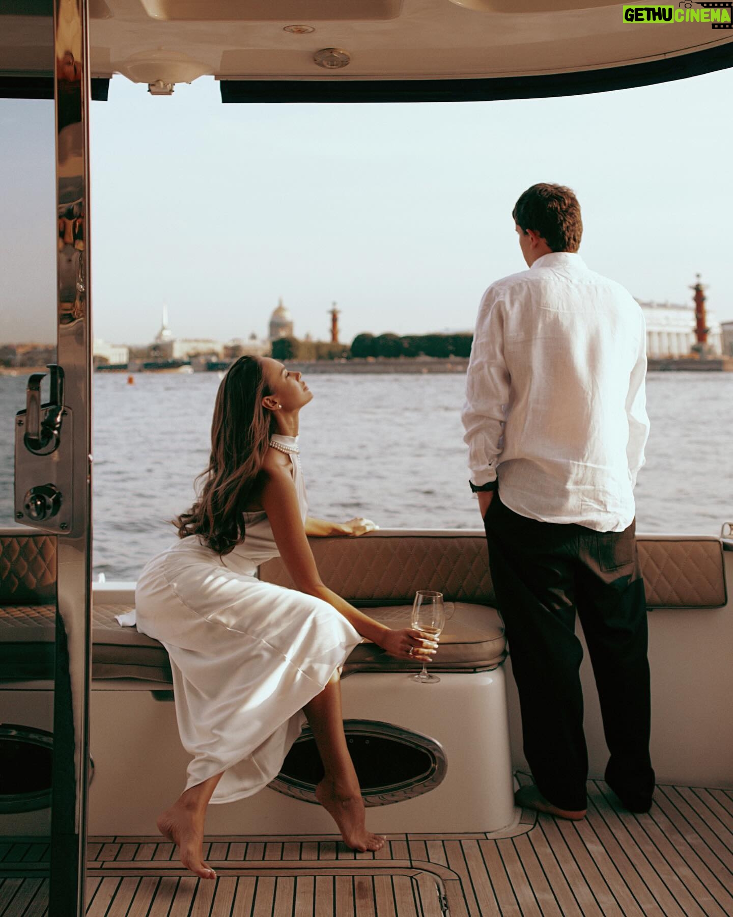 Yana Koshkina - 41.7K Likes - Нашей семье сегодня 1 год💍🤍