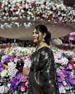 Yastika Bhatia Instagram - So grateful to have witnessed this special day! ✨❤️ 

#anantradhikawedding 

Hair: @swapnildiwakar_hair