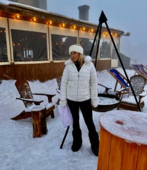 Yeliz Yeşilmen Instagram - 🧿🧿🧿🧿🧿🧿🧿#yelizyeşilmen #uludağ #instagram #instfood #fyp #family #snow #öneçıkar #keşfet