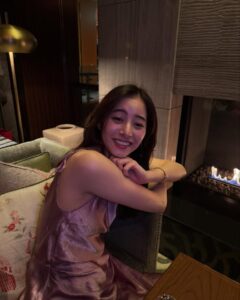 Actress Yuko Araki HD Photos and Wallpapers December 2024