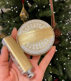 Yuna Kim Instagram - 🎄🎁💄#디올홀리데이메이크업컬렉션 #GiftTheDiorDream