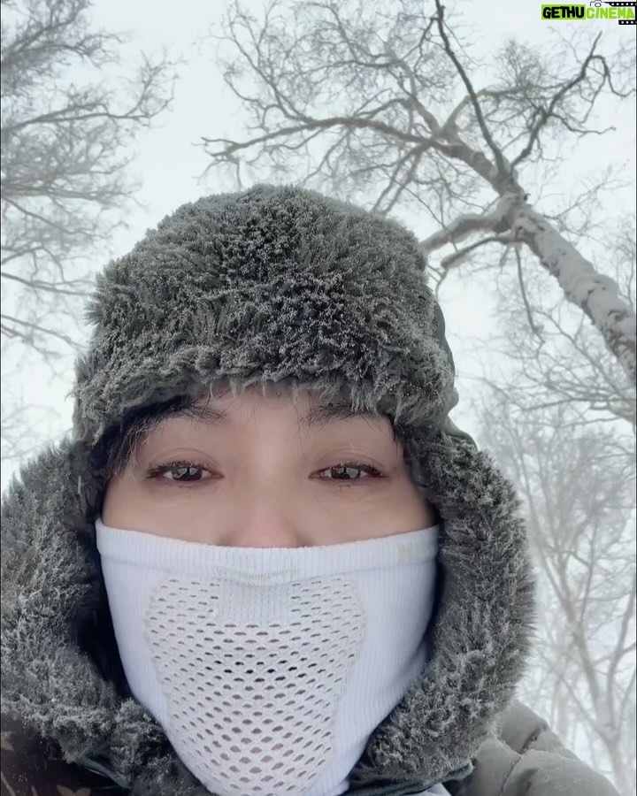 Zoe Tay - 4.5K Likes - ❄️❄️❄️🤍🤍❄️❄️❄️
哈尔滨,黑龙江~雪乡
十里画廊
-22度~冷❄️🥶
Heilongjiang Province, China is China Snow Town:
The snow town is located in the China Snow Town National Forest Park, in the Harbin Forestry Bureau‘s administration area in Heilongjiang Province. The park is situated at the intersection of the Zhangguangcai Ridge and Laoyeling in the Changbai Mountains.
#黑龙江十里画廊
#中国雪乡❄️
#与家人之旅
#chinasnowvillage
#TenMileNaturalGallery
#零下22度c
#-22°☃️🥶❄️
#frozen
#雪景色
#雪花飘飘北风萧萧
#snowpark
#东北之旅🇨🇳
#新加坡
#佐左伊趴趴走
#ZoeTay #鄭惠玉 #惠声玉影 #佐伊の語
