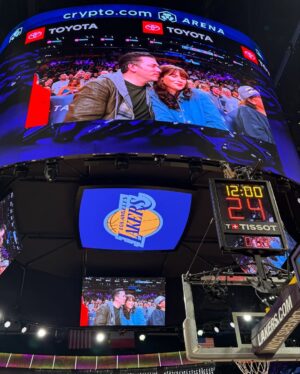 Zooey Deschanel Instagram - Baby’s first basketball game (me I’m the baby)