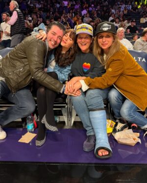 Zooey Deschanel Instagram - Baby’s first basketball game (me I’m the baby)