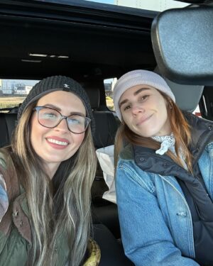 Zosia Mamet Instagram - A HUGE thanks to everyone that donated to LA equestrian for the horses affected by the fires. We received an overwhelming amount of donations that are going to be so appreciated and used .A big thanks to all the @krisdicarloeq girls for taking up the donations that wouldn’t fit in the car, Heart horse and @zosiamamet for making this all come together. (And for making my birthday a special one)We received so many donations that I had to stop gathering because we were on going to have enough space in our car. Thank you to everyone who contributed’