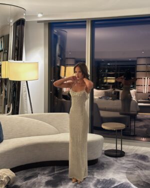 hollyy mueller Instagram - @whitefoxboutique & me forever 💋