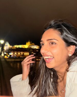 sai Dhanya Instagram - Prague la oru nal✨

 #prague #travel #solo #travelblogger  #europe