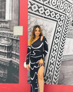 Actress Aadita Jain HD Photos and Wallpapers February 2025