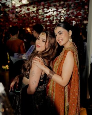 Aaliyah Kashyap Instagram - mehendi & masti time 💚

📷- @fourfoldpictures
Outfit - @anitadongre
Jewels- @anitadongre
Footwear - @aprajitatoorofficial 
Styled by- @sheefajgilani 
Assisted by- @shriyaamahajann @eshawadhwa_ @niyoshi.jain
HMU- @shradhaluthra 
Wedding planner & decor- @theserendipitycoindia 
Mehendi by- @bridalmehndiqueen