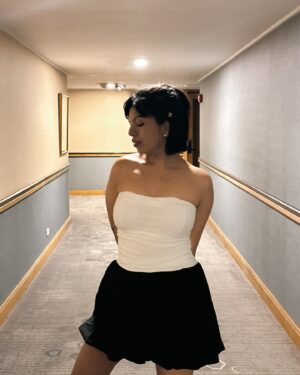 Aarya Maya Instagram - ⚫⚪ Just a little  pre-party photoshoot 🔥

Wearing @trendyol