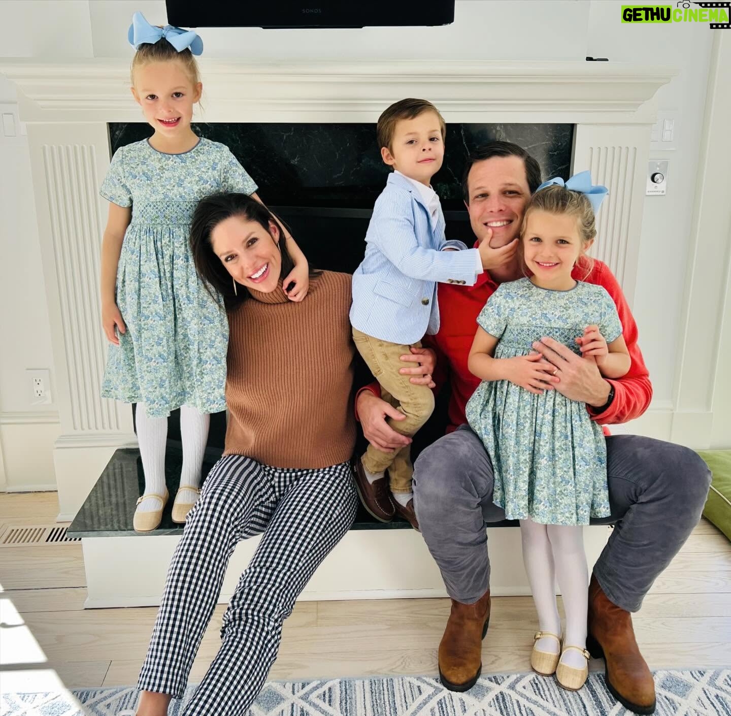 Abby Huntsman - 2.3K Likes - One day soon we won’t be able to get away with oversized bows and cheesy photos but for now I’ll hold on hard to it. Hopping into Easter Weekend with our favs 🐕 🥕 🐰