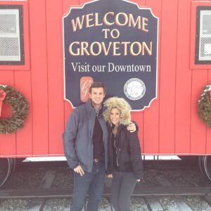 Abby Huntsman Instagram - Politics has really changed (much for the worse), but my love for the New Hampshire Primary and the amazing people there certainly hasn’t! Some great memories with Jon2012 girls 👯‍♀️. #livefreeordie 🇺🇸