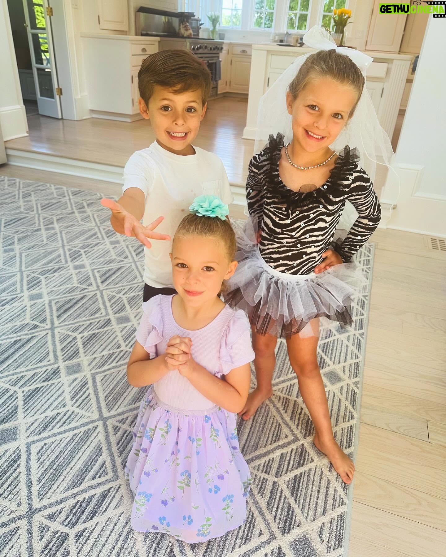 Abby Huntsman - 1.2K Likes - Our favorite old married couple is 5 today! They couldnāt be more different, but also couldnāt love each other any more (if only we could all operate more like that in this world!) Influencing each other every step of the way for good and bad š¤£. No one makes us laugh harder. We also couldnāt love you two any more. The greatest surprise weāve ever received in life (even though dad fainted in the docs office šµāš«!). And a shoutout to their big sis āmama Isabelā for taking care of all of us š
