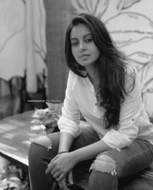 Abhinaya Instagram - Capturing light, emotion, and the beauty of the moment—pure artistry behind the lens. ✨📸 #CapturedPerfection #ThroughTheLens” Thank you  @thestoryteller_india Every single shot is perfect. This was such a great experience with you! Looking forward for more. ❤️🤗
