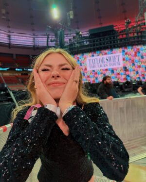 Addy Miller Instagram - most fun i ever had🐍🖤

#VancouverTSTheErasTour #TSTheErasTour #ReputationEraTSTheErasTour