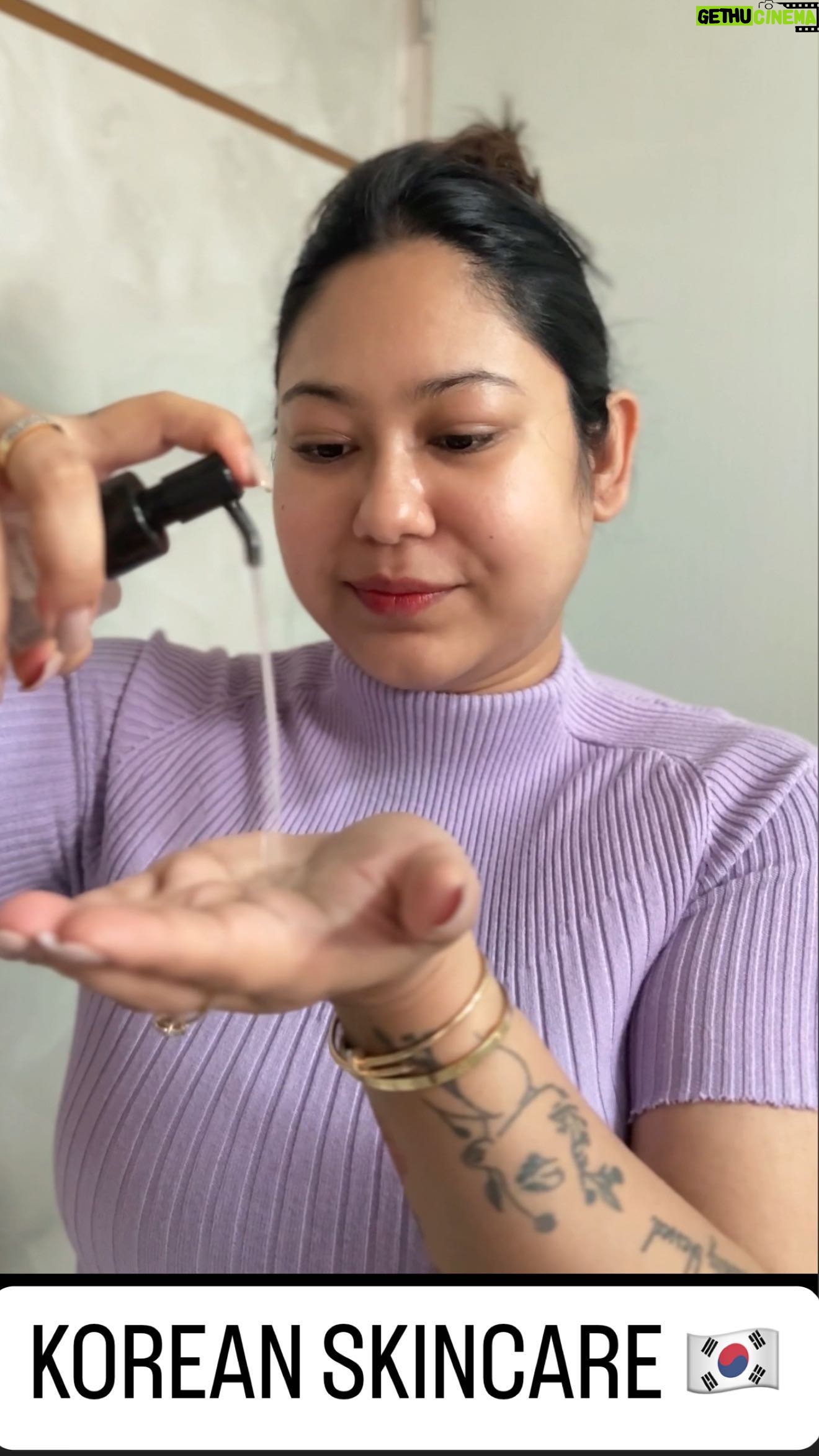 Aditi Shrestha - 7.7K Likes - Shaadi season winters = the perfect excuse to glow up with gentle & hydrating Korean skincare! 💖
P.S. Nykaa Pink Friday Sale is live—time to stock up! 🛍️
@thefaceshopindia_official OFFER- flat 25% off shop for Rs.1299 and get Vitamin C Lip sleeping mask free!!
#ad #TFSXNykaaPinkFridaySale #TheFaceShopXNykaaPinkFridaySale #NykaaPinkFridaySale