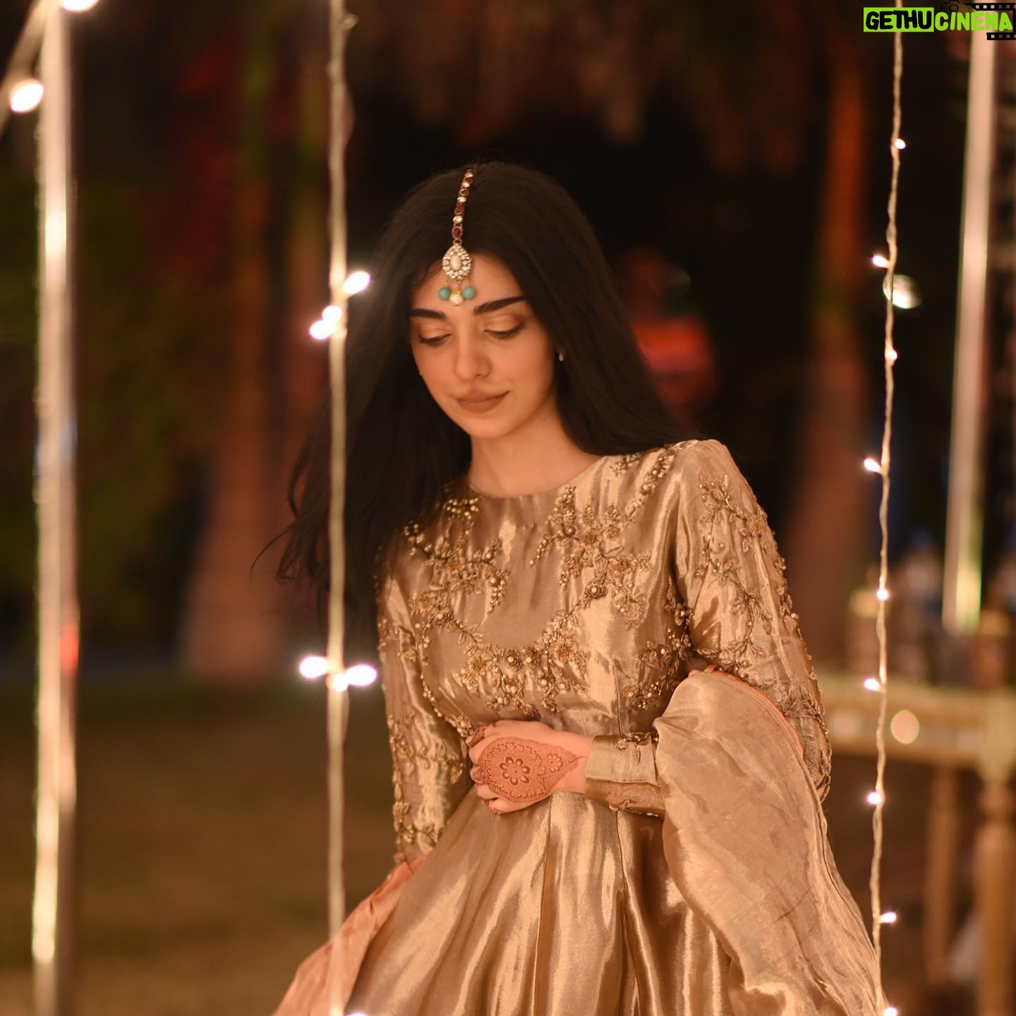 Aisha Zafar Khan - 9.8K Likes - 🤎🤎🤎