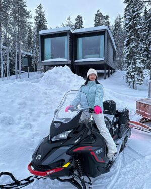 Aisha Zafar Khan Instagram - Riding through the winter wonderland on my trusty snowmobile ❄️🛵
.
.
.

 #snowmobiling #winterfun #adventuretime #finland #lapland #snow #beautiful #travel #nature #sunrise #wintervibes #arctictreehousehotel #love #white #dream #bestplacestogo #beautifuldestinations #travelphotography #breakfast #beautifulview #travelandleisure #beautifulhotels #me #photooftheday #fashion #instagood