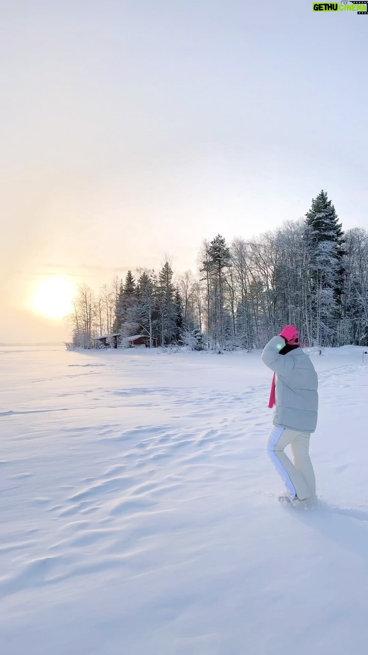 Aisha Zafar Khan - 9.1K Likes - Walking on a frozen lake ❄️⛄️
#finland #lapland #goldenhour #beautiful #travel #nature #sunset #wintervibes