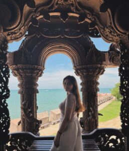 Actress Aishwarya Devan HD Photos and Wallpapers February 2025