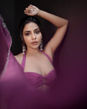 Aishwarya Lekshmi Instagram - Stay moisturised and mind your own business 😂

My All Woman GlamTeam 💗

Styling : @styledbysmiji in @baisegaba @the.yellow.dot 
Jewellery : @tribebyamrapali  @elsolstrategicconsultants 
Photographed by : @merin__georg 
MUAH : @femy_antony__ 

(Shouldnt have asked @thevinothcj to give me a caption 🤣.. Take up any issues with him now 🤣)