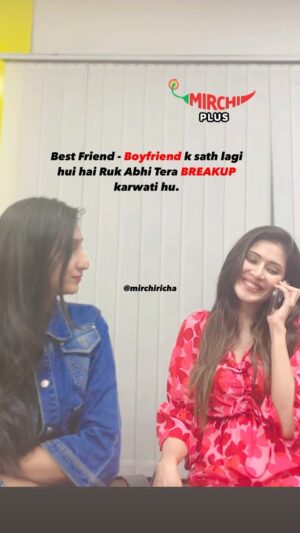 Aishwarya Raj Bhakuni Instagram - Iske Bande ka Kuch Toh karna padega 😑
.
.
.
.
.
.
.
.
#mirchiricha #mirchiplus #couplethings #nibbanibbi😂 #bestfriends #raipur #raipurian #chhattisgarh #chhattisgarhi