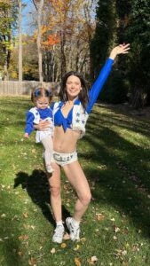 Actress Ali Cobrin HD Photos and Wallpapers November 2024