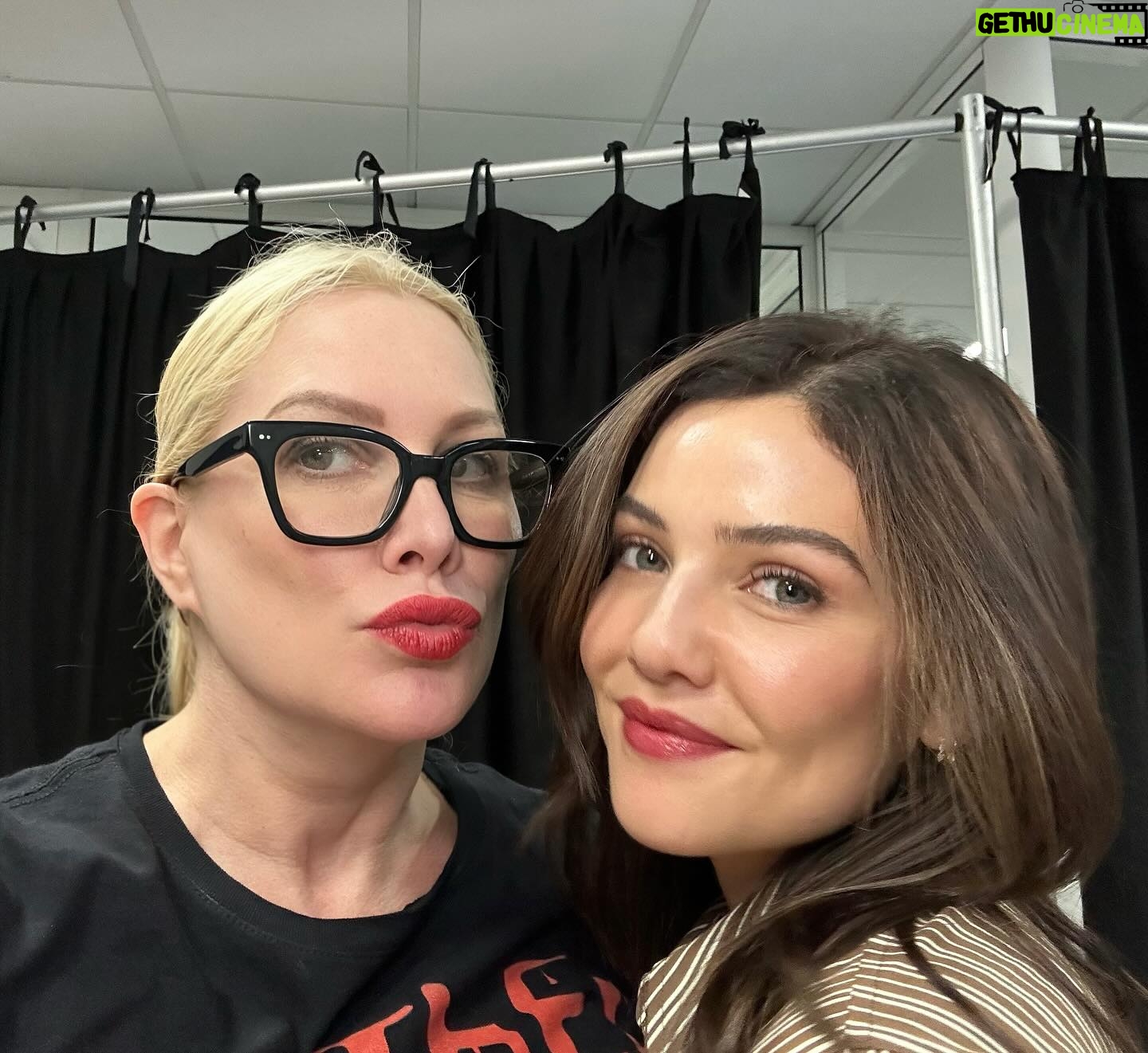 Alice Evans - 2.1K Likes - Honestly I think Davina and Esther should have had some scenes together… the dynamic would have been so interesting!
Either way, happy to have gotten to spend time with @thedaniellecampbell in real life this past weekend at #thebloodlegacy2! Beautiful person inside and out.
God, we need to shoot more Originals!
#tvd #theoriginals #davina #esther
