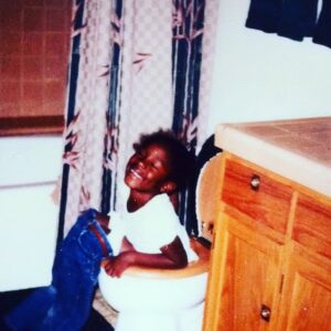 Alicia Garza Instagram - Every year on my birthday I had the same ritual…I would wake up to this photo from my dad with some note that said something about me still being a little shit 😂 and then my mom would text me “happy birthday baby girl!” and I would respond “thanks for giving birth to a legend!” This year I don’t have either of my parents to text me but I feel them here with me. 44 on the 4th — there’s gotta be something auspicious about that. Gonna celebrate with my besties and dance the night away. This year, my theme is “till the soil.” Putting my hands in the dirt literally and figuratively to see what we can grow together that cares for me, cares for us, and puts us back together again. All while keeping my nails cute, of course 🤷🏾‍♀️thanks to all who sent love today from near and far — we gon be alright, somehow, some way, someday 🫶🏾
