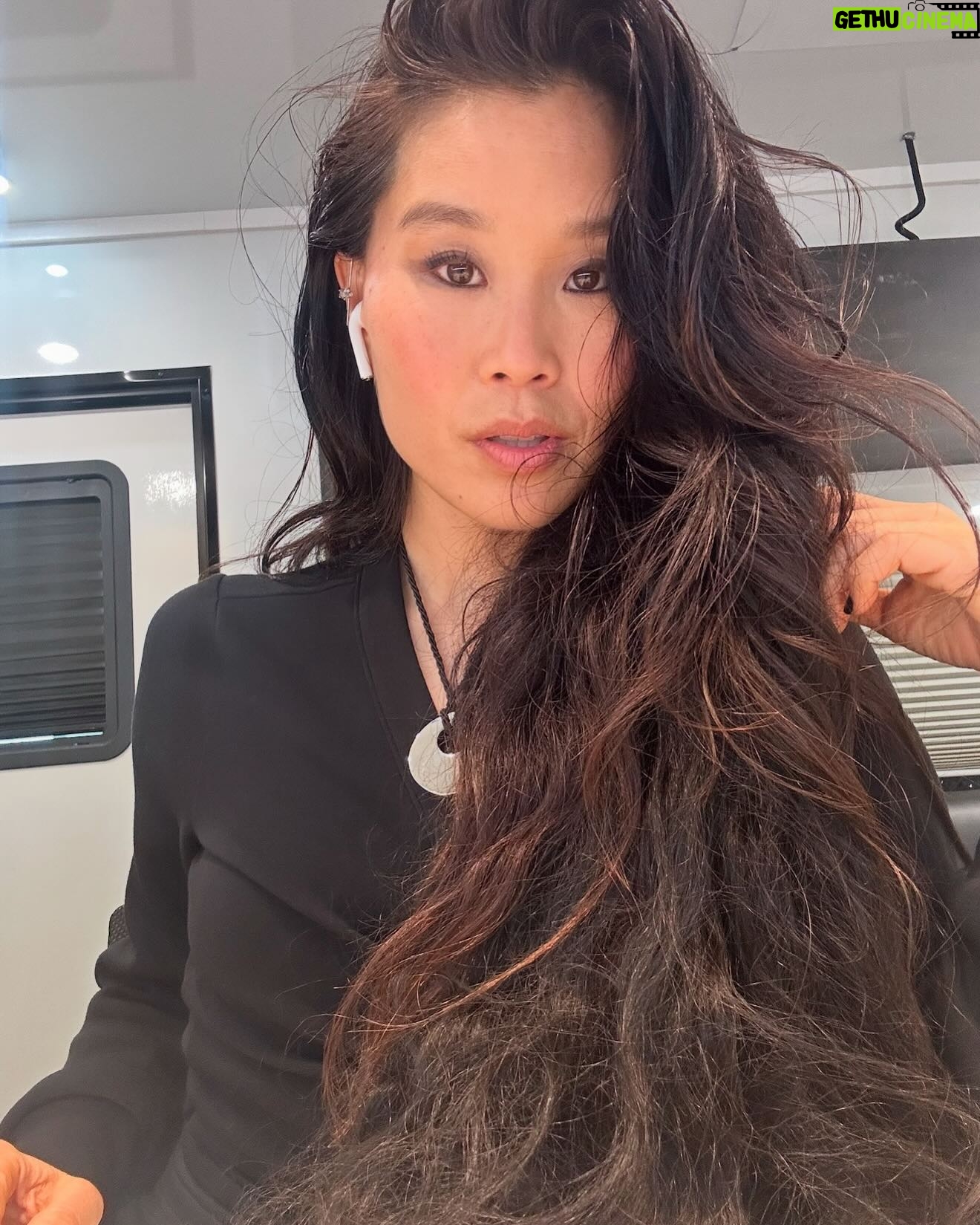 Alicia Hannah - 50.8K Likes - really let my hair down in part II 💋💋💋💋
#cobrakai