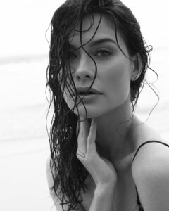 Actress Alinne Moraes HD Photos and Wallpapers February 2025