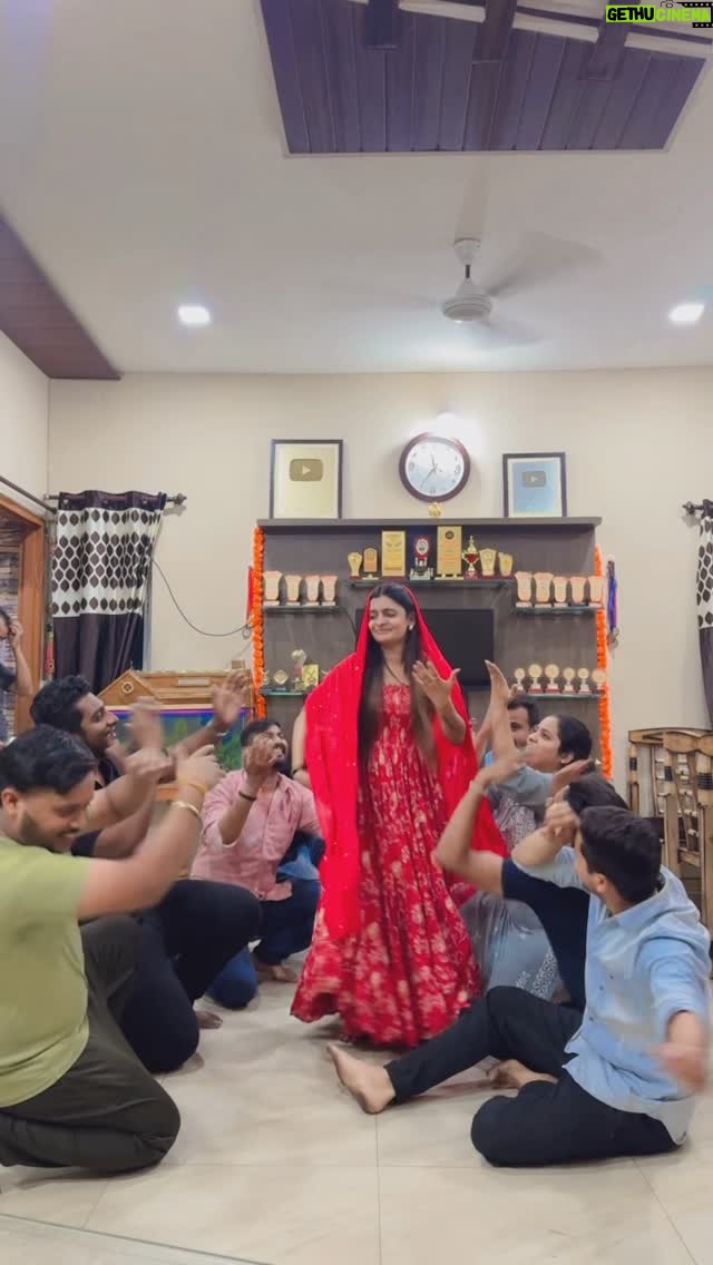Alisha Rajput - 270.3K Likes - 6 days to go š @oye_indori
#shadi #rosha #marriage