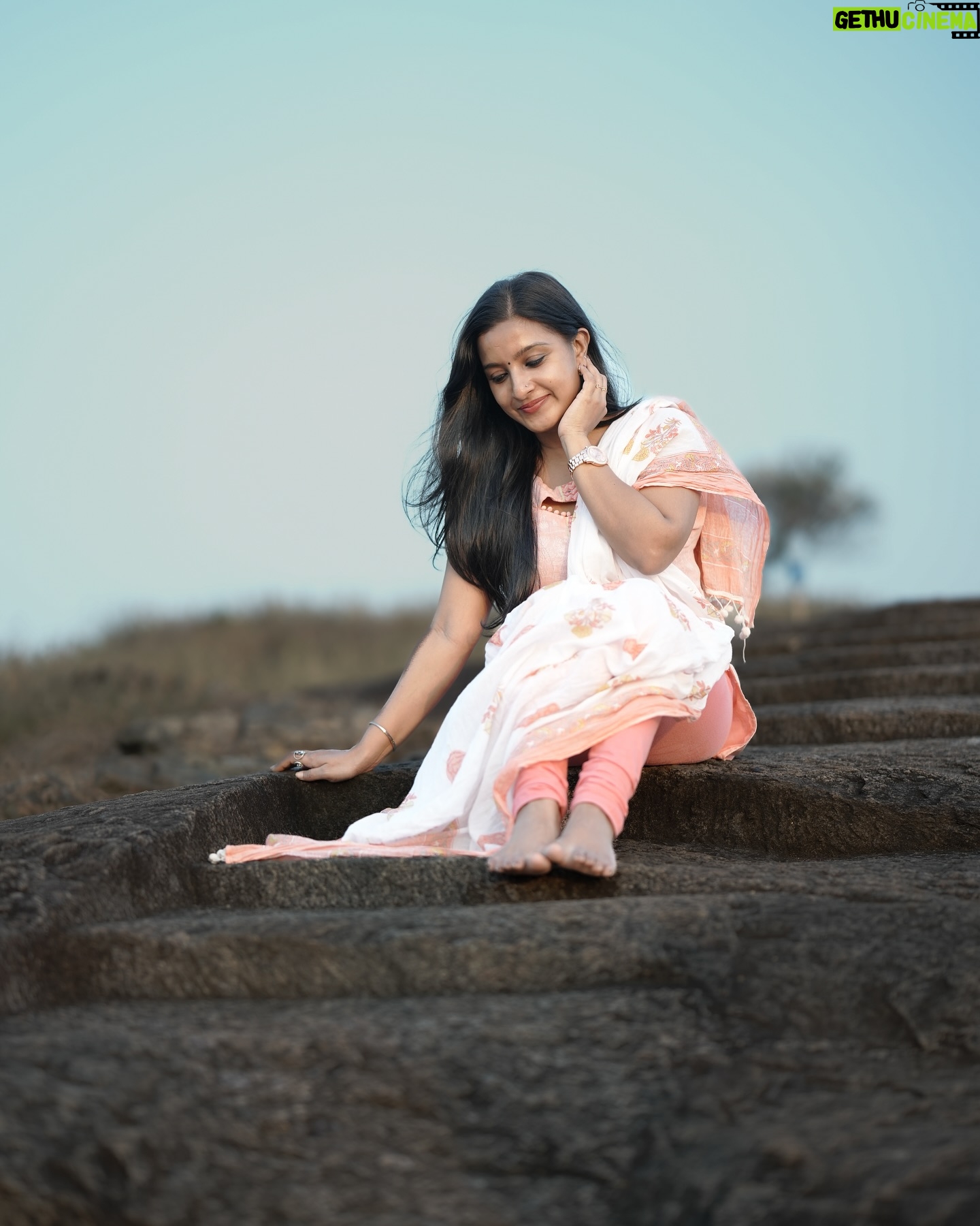Alphy Panjikaran - 8.7K Likes - Become your best version of yourself, donāt be the same, be better š¤ā¤ļø
#newyear #2025 #firstpost #newbeginning #selflove #loveyourlife #newstart #hope #peace #love #travelmore #closingoldstories #openingnewchapter #nodrama #nofakestories