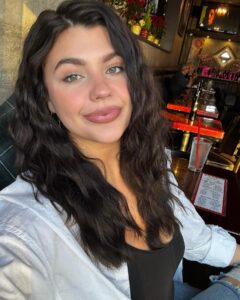 Actress Amber Frank HD Photos and Wallpapers May 2025