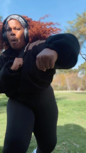 Amber Riley Instagram - How I was feelin after my workout today! Tired! Also learned, you can’t ♿️ walk on grass. I almost busted my ass 🤣 yall see I was about to get into it and that right food said ABSOLUTELY NOT 🤣😭