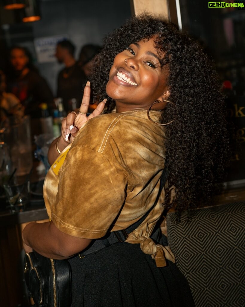 Actress Amber Riley HD Photos and Wallpapers February 2025 | Gethu Cinema