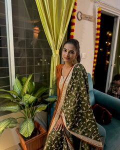 Actress Amruta Dhongade HD Photos and Wallpapers November 2024