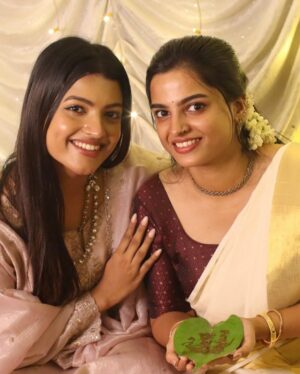 Amrutha Saju Instagram - Mehendi Ceremony 🪔