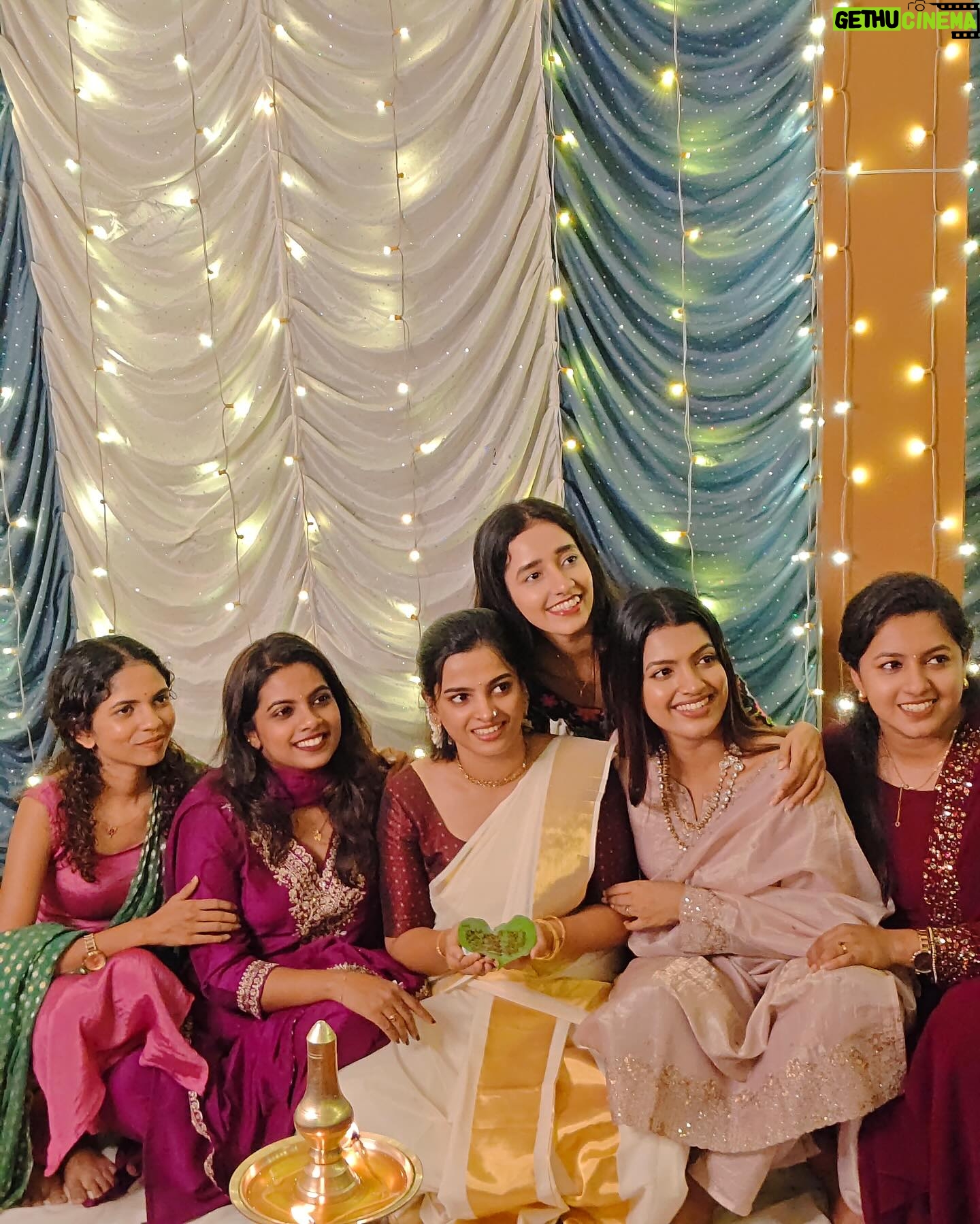 Amrutha Saju - 15.7K Likes - Mehendi Ceremony 🪔