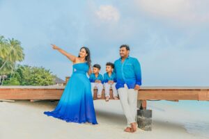 Amulya Instagram - A happy and peaceful family is truly a blessing 🧿 💙  Happy valentines Day to my valentine 💙
@jagdishrchandra @atharv.aadhav  Thank you @tours_i_go_holiday  for arranging these lovely memories 💙