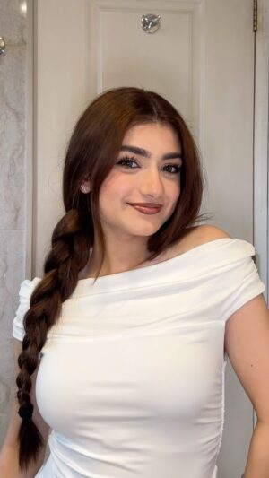 Amulya Rattan Instagram - A quick makeup seshhh✨💄💋
.
Concealer- @narsissist @milkmakeup 
Blush- @rarebeauty @benefitindia 
Setting Powder- @kaybykatrina 
Eyeshadow Palette- @beautyglazed 
Mascara- @rarebeauty @hudabeauty 
Lips- @kyliecosmetics @diorbeauty 
Setting Spray- @paccosmetic