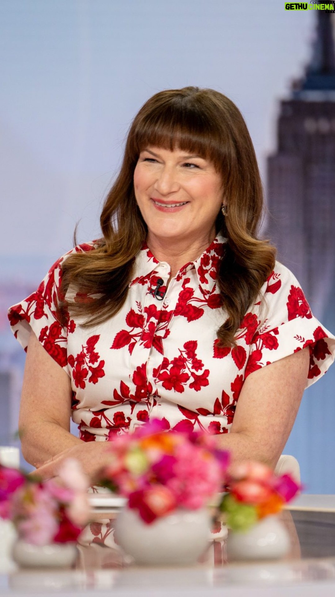 Ana Gasteyer - 2.8K Likes - @anagasteyer opens up about spending time in the White House with childhood friend Amy Carter — and spotting President Jimmy Carter laughing while watching Dan Aykroyd portray him on “Saturday Night Live.” #JennaandFriends