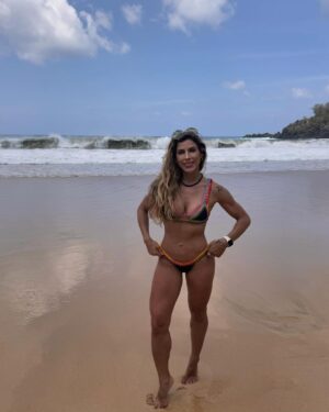 Ana Paula Minerato Instagram - Noronha nunca decepciona 
🐬☀️🌴🌈🌔🦎🐚🌊